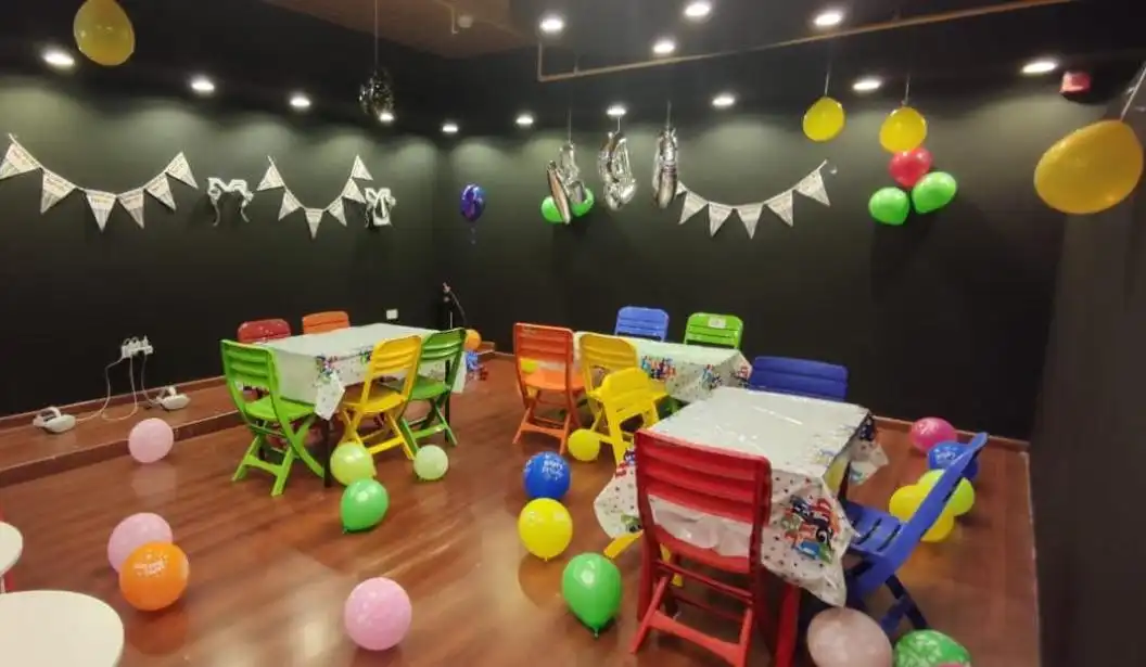 Birthdays at Entermission Virtual Reality Escape Rooms